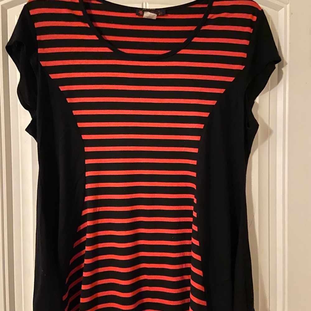 Women’s Myth Brand Black and Pink Striped Short Sleeve T-shirt 2X